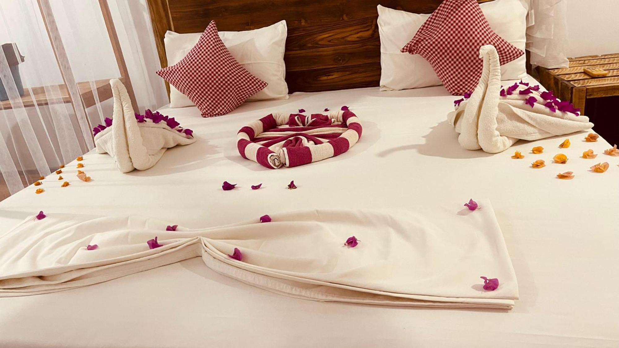 Swiss Kiss Beach Resort 우푸벨리 외부 사진