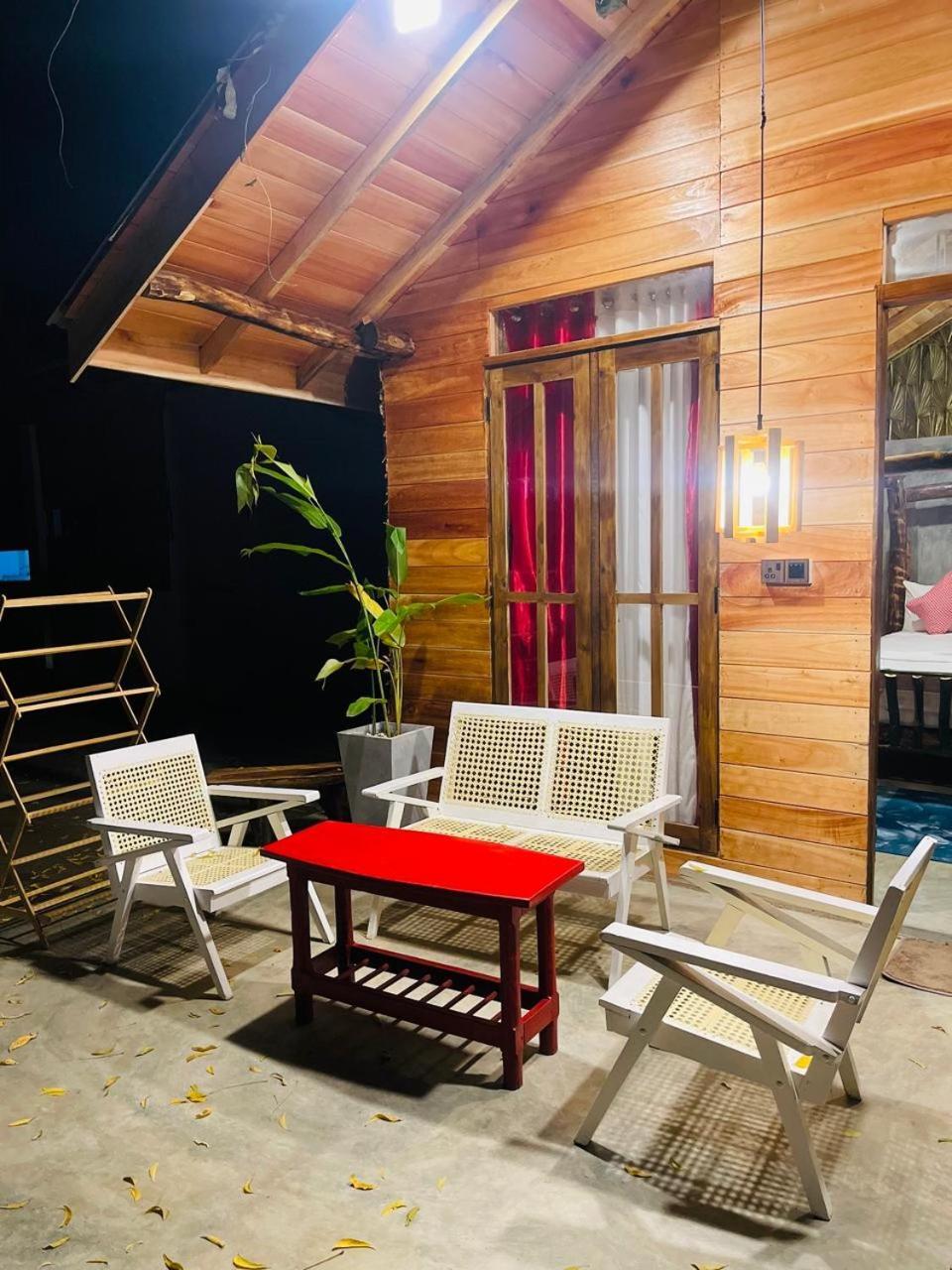 Swiss Kiss Beach Resort 우푸벨리 외부 사진