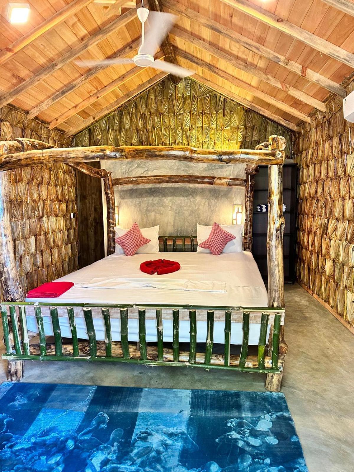 Swiss Kiss Beach Resort 우푸벨리 외부 사진